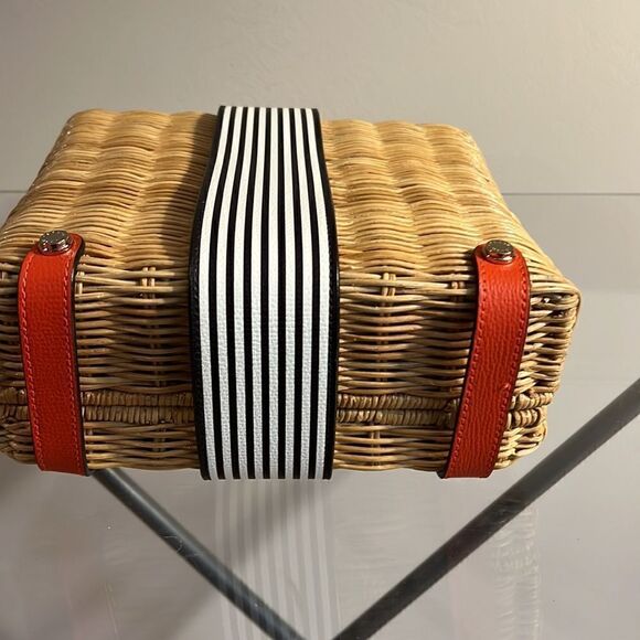 Henri Bendel Montauk Wicker Lunch Box - Picture 6 of 9